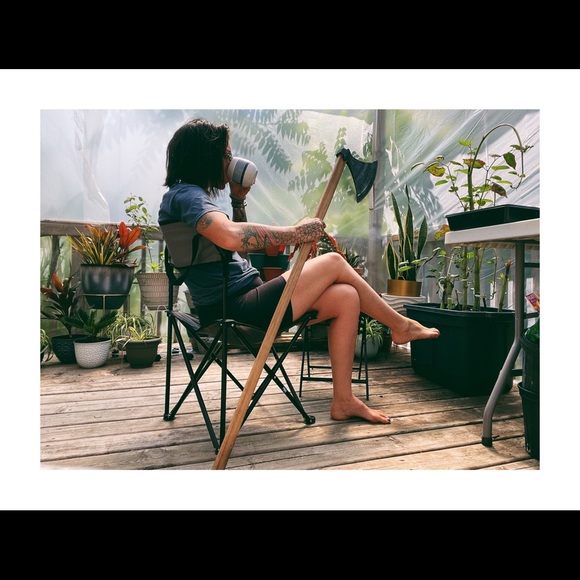 Meet your Posher, Leyna - Picture 3 of 12